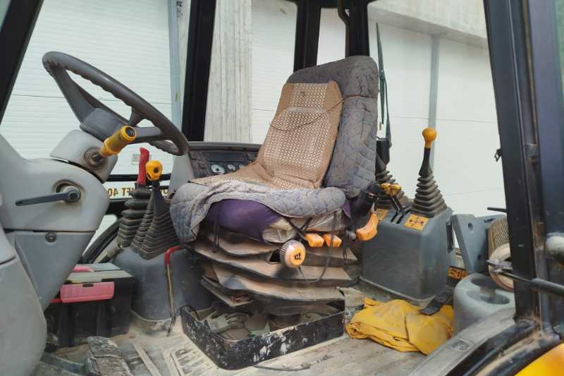 OmecoHub - Immagine JCB 4CX